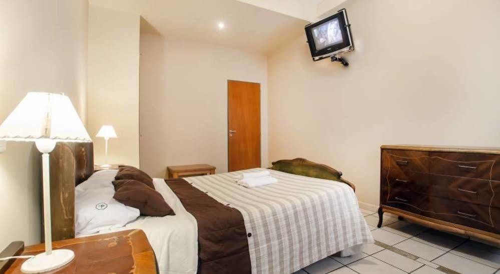 Hotel Parada Буенос Айрес Екстериор снимка